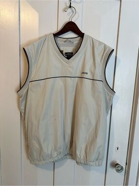 Vintage Izod Men's Sleeveless V-Neck Golf Pullover - Light Beige with Black Trim